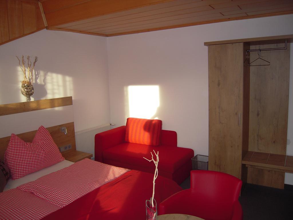 Pension Nocksteinblick Guggenthal Zimmer foto